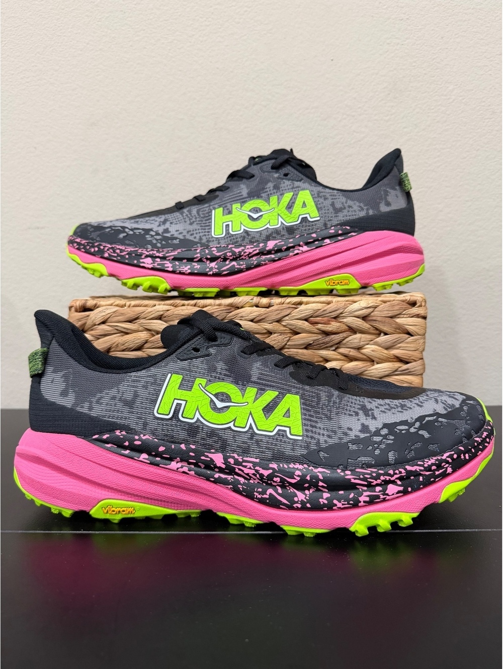 Size 12.5 - Hoka Speedgoat 6 “Black Neon Rose” - Picture 1 of 6